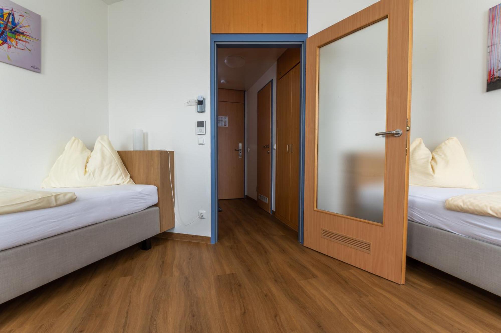 Hotel Sommerhaus ลินซ์ ภายนอก รูปภาพ